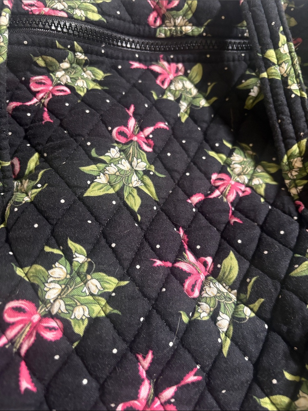 VERA BRADLEY MEDIUM DUFFLE IN NEW HOPE ( retired) print - Picture 2 of 8